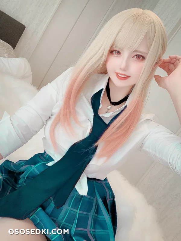Uri - Marin Kitagawa - Sono Bisque Doll Wa Koi O Suru | My Dress-up Darling - 2