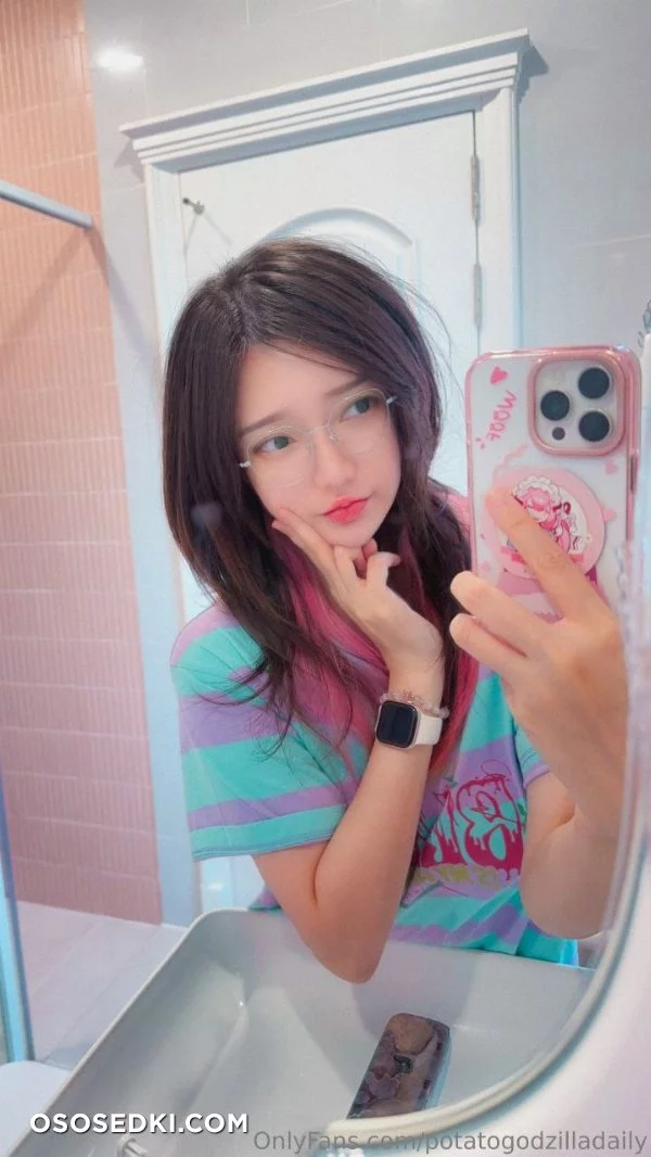 Potato Godzilla - OnlyFans Nude May 1-31 2025 - 4