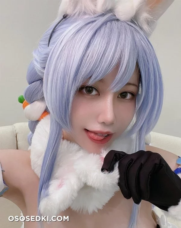 Ain Nguyen - Usada Pekora - Hololive - 2
