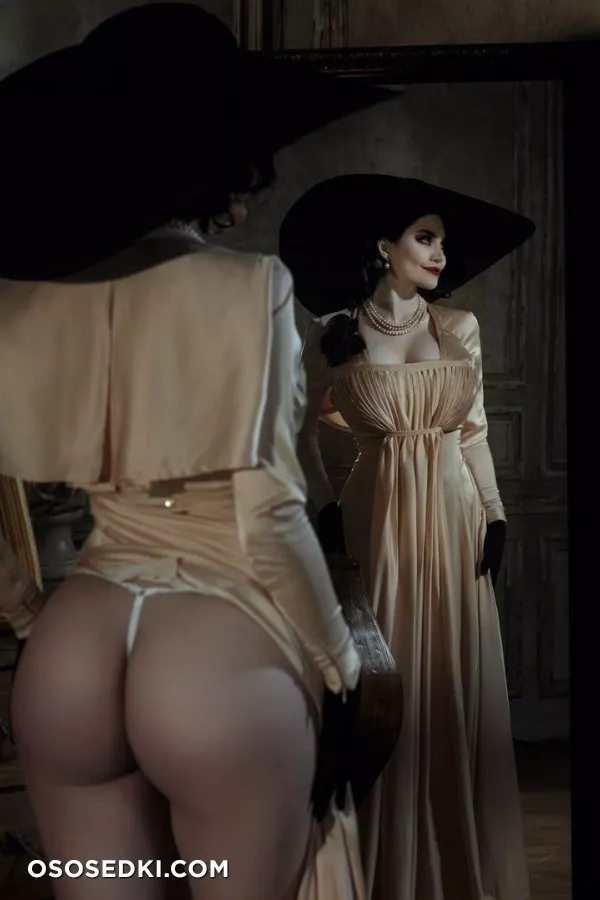 KalinkaFox - Lady Dimitrescu - 5